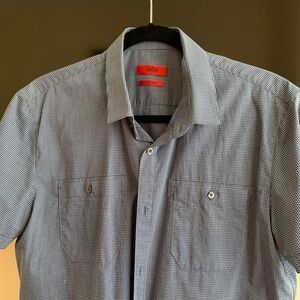 MENS HUGO BY HUGO BOSS SIZE LARGE BLUE WITH WHITE GRID SHORT SLEEVE DRESS SHIRT